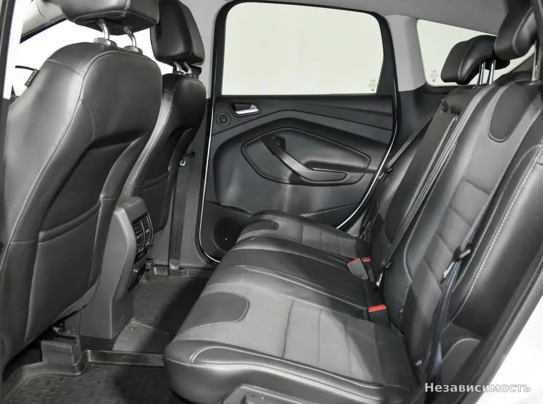 Ford Kuga 2013 с пробегом — фото 10