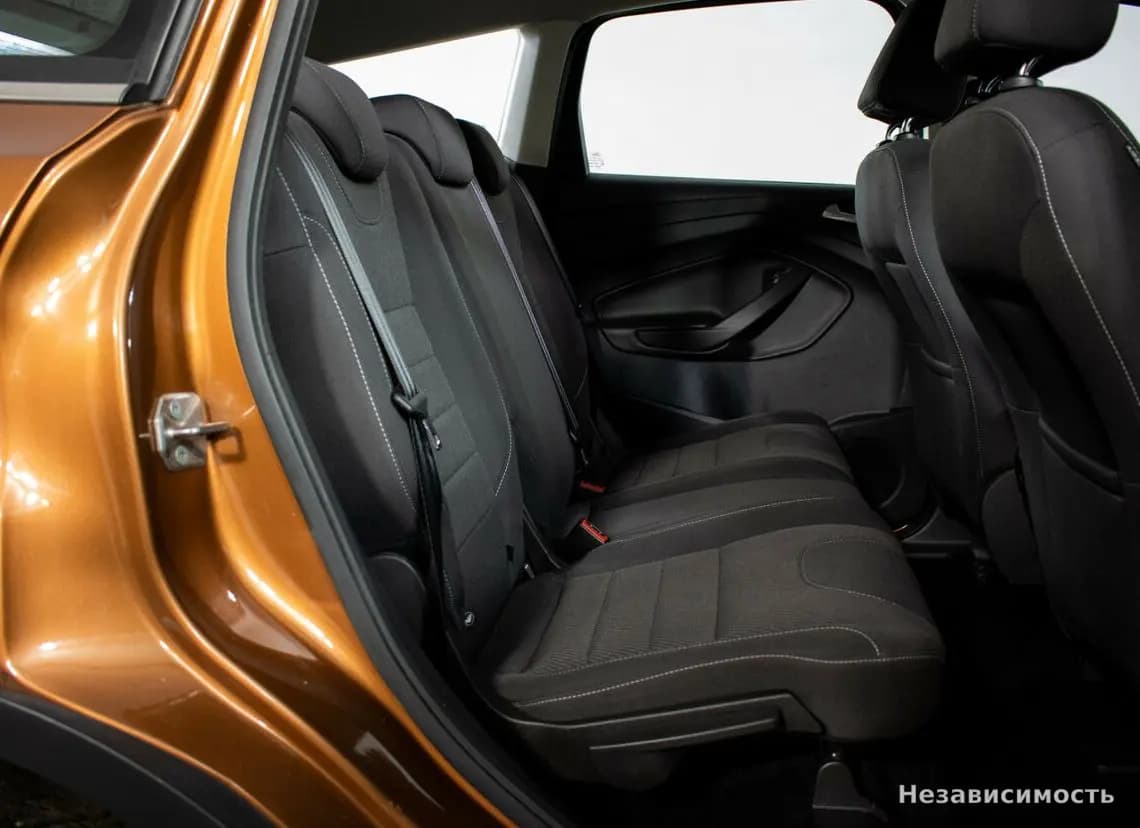 Ford Kuga 2015 с пробегом — фото 9