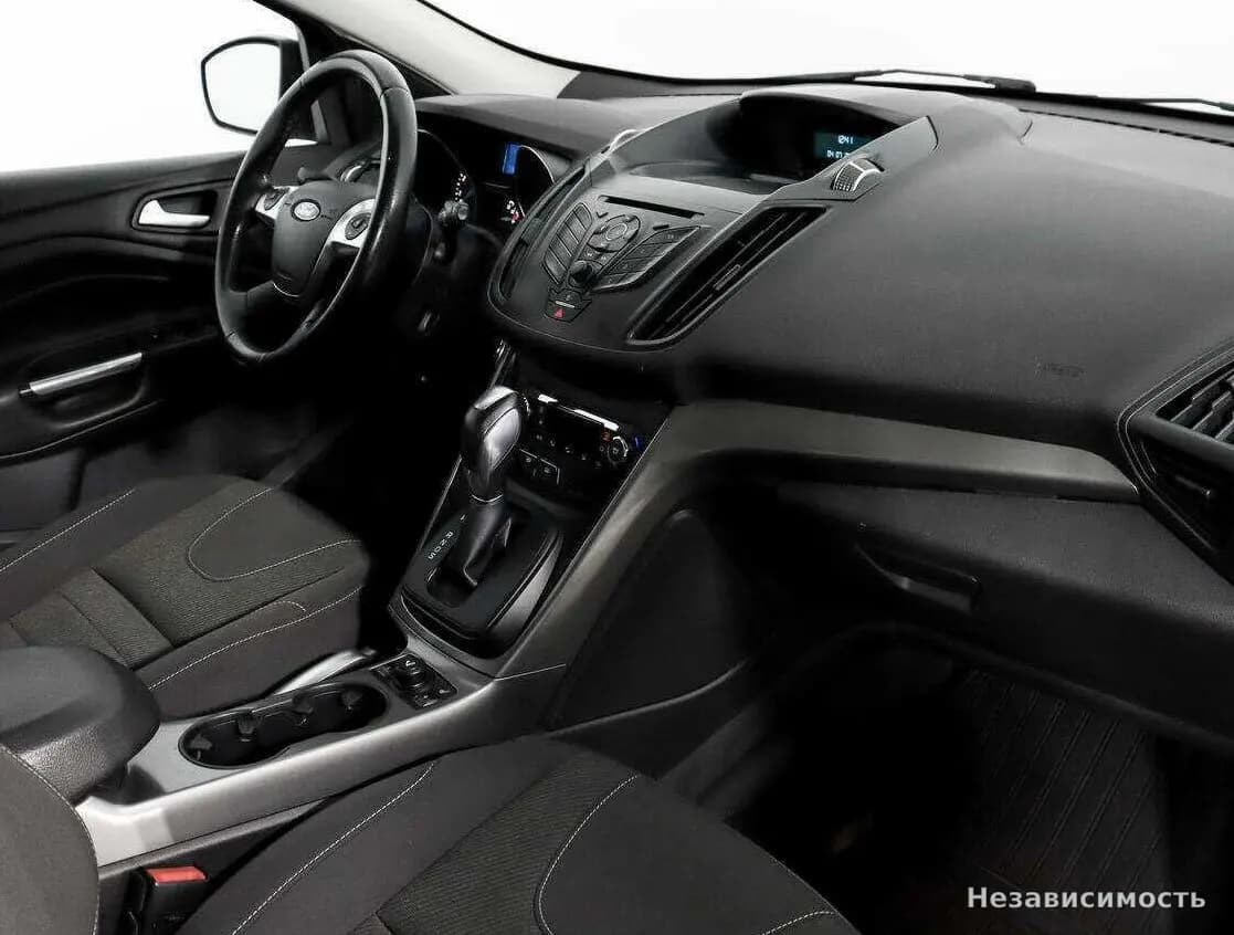 Ford Kuga 2015 с пробегом — фото 10