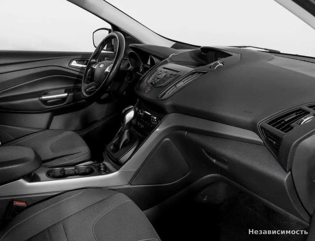 Ford Kuga 2016 с пробегом — фото 9
