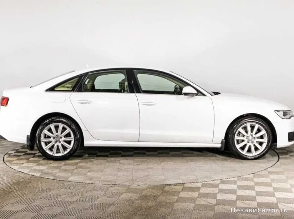 Audi A6 2015 с пробегом — фото 4