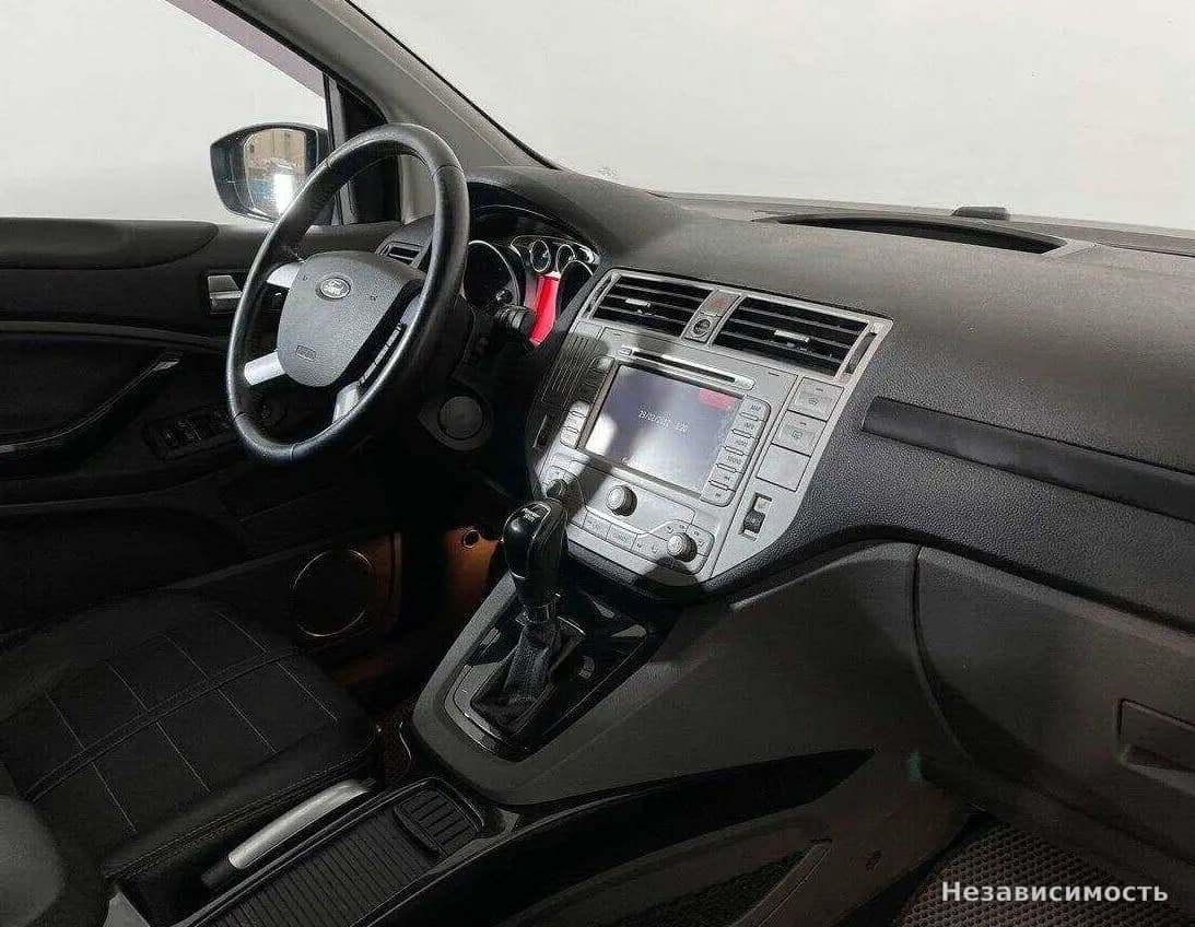 Ford Kuga 2012 с пробегом — фото 9
