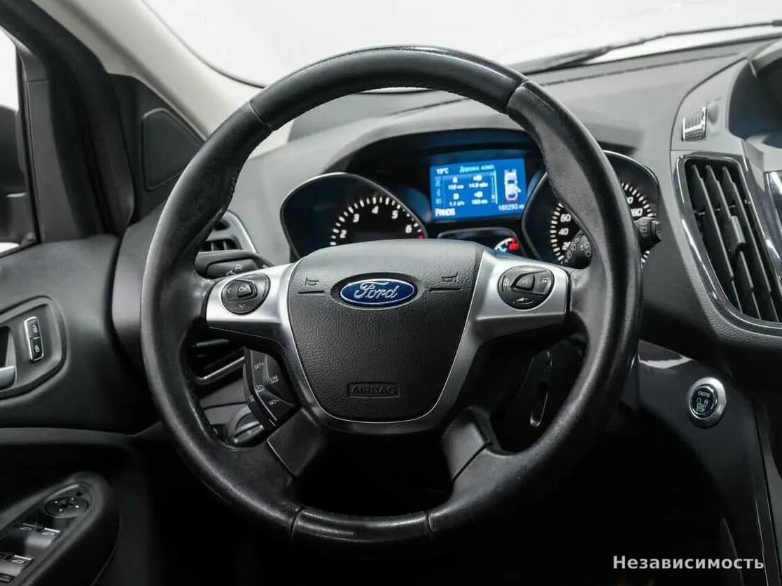 Ford Kuga 2015 с пробегом — фото 10