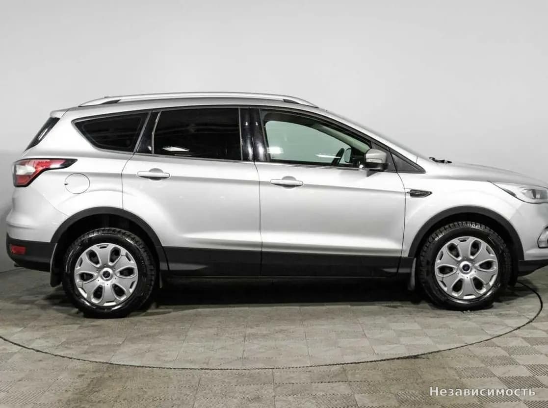 Ford Kuga 2017 с пробегом — фото 4