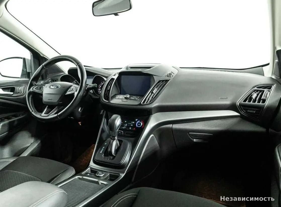 Ford Kuga 2017 с пробегом — фото 9