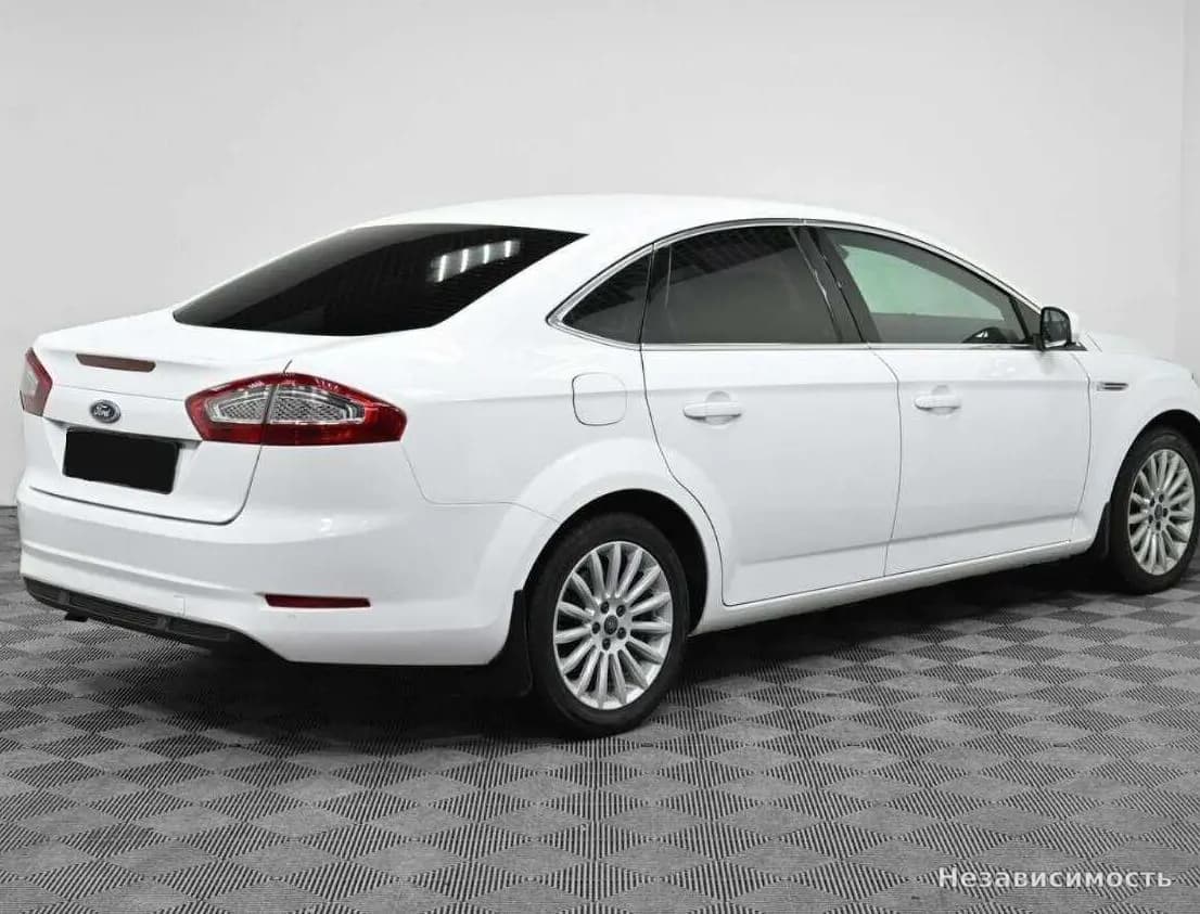 Ford Mondeo 2013 с пробегом — фото 2