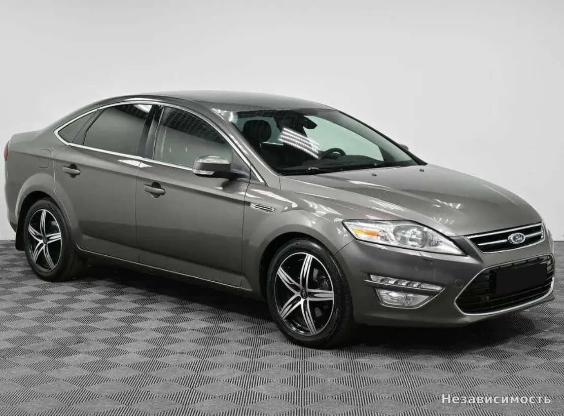 Ford Mondeo 2012 с пробегом — фото 3
