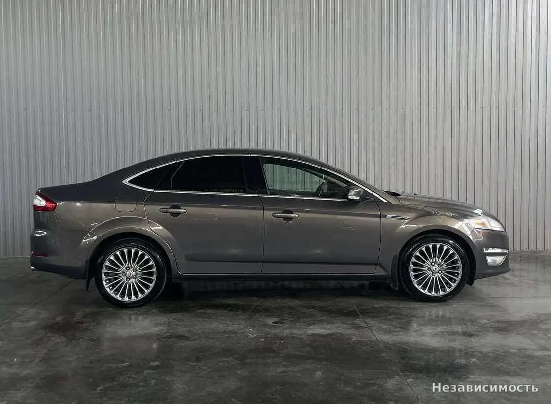 Ford Mondeo 2012 с пробегом — фото 4