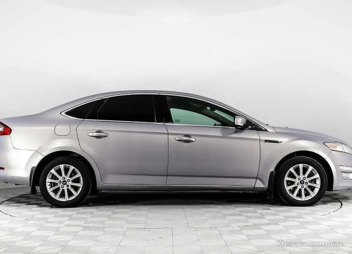 Ford Mondeo 2012 с пробегом — фото 4