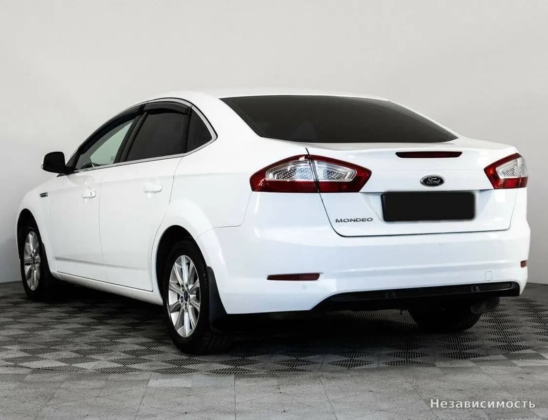 Ford Mondeo 2012 с пробегом — фото 9