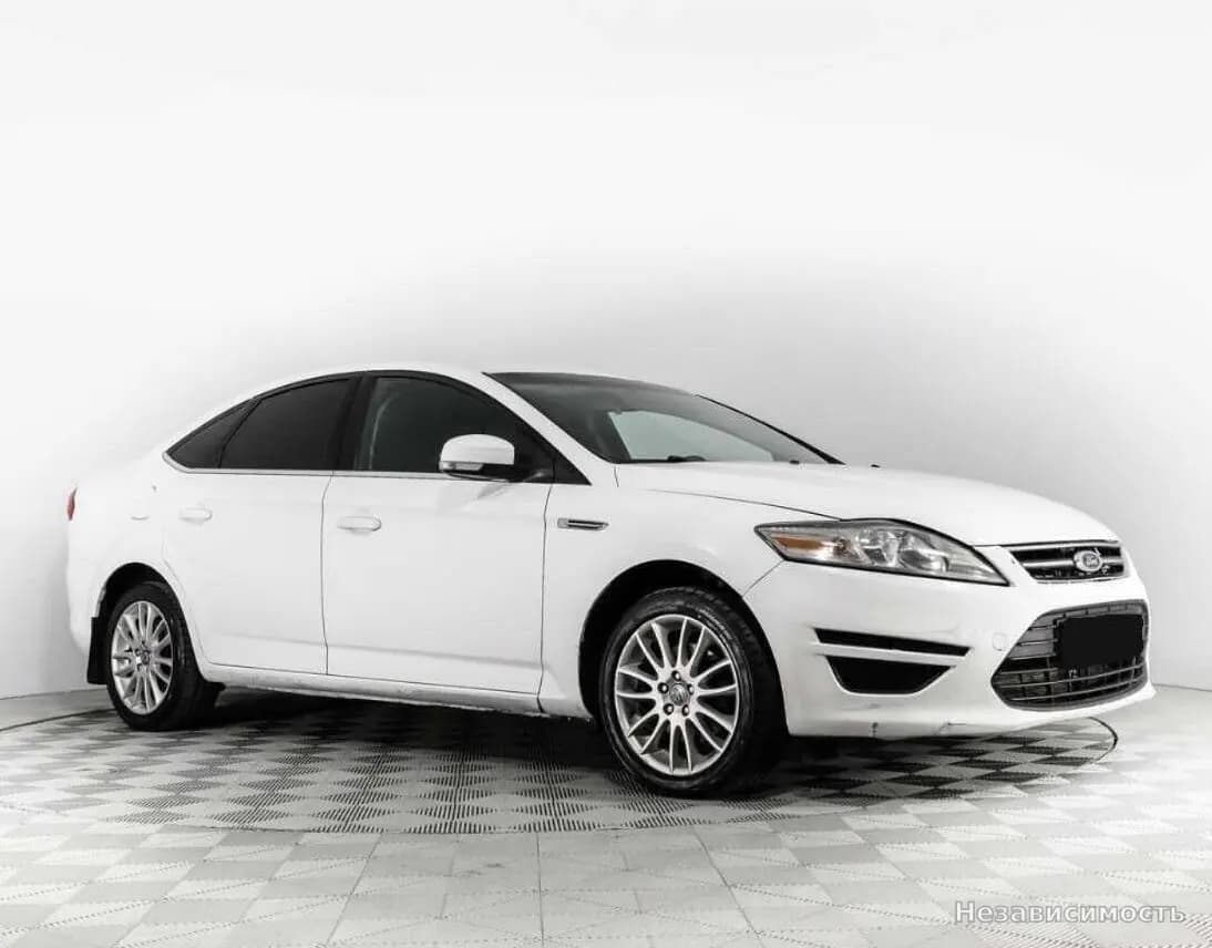 Ford Mondeo 2014 с пробегом — фото 3