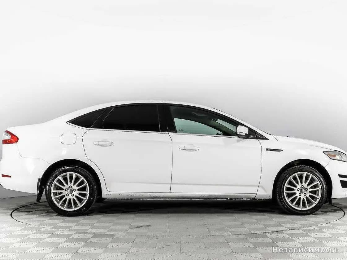 Ford Mondeo 2014 с пробегом — фото 4