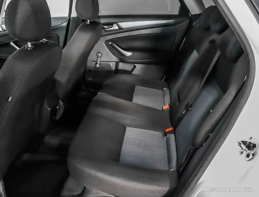 Ford Mondeo 2014 с пробегом — фото 10