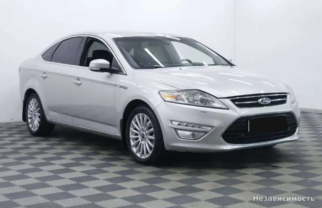 Ford Mondeo 2013 с пробегом — фото 3