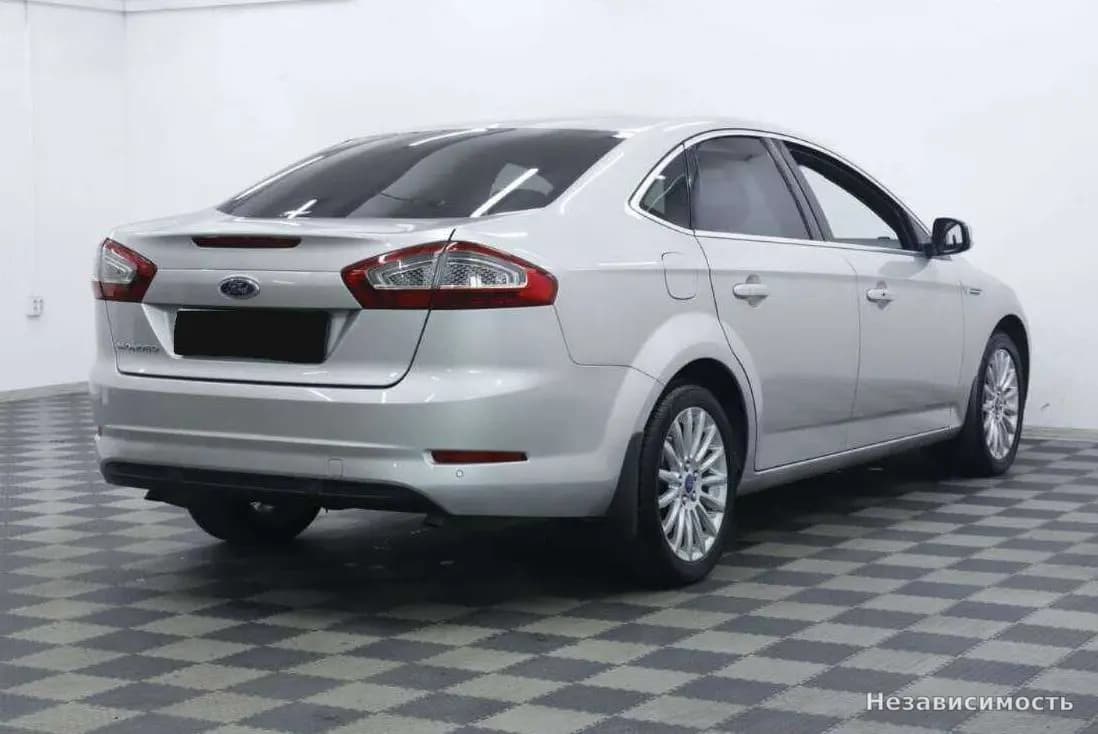 Ford Mondeo 2013 с пробегом — фото 4