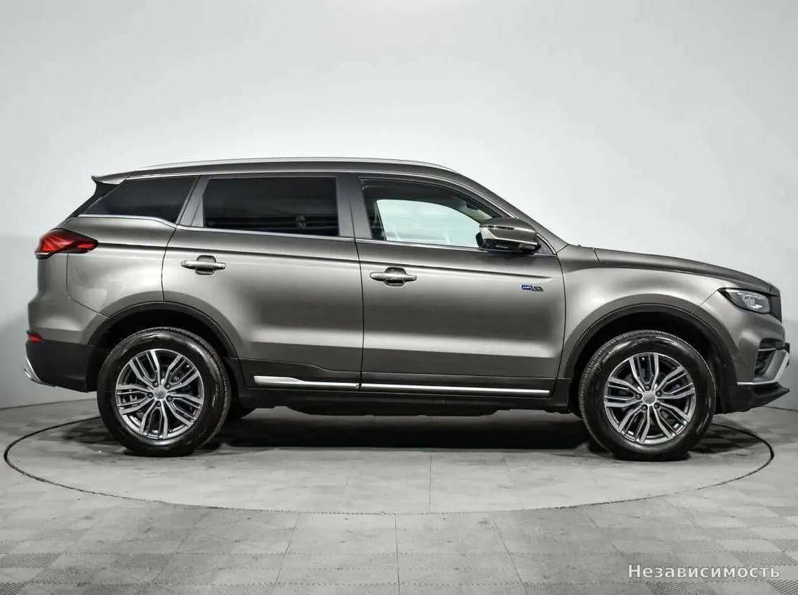 Geely Atlas Pro 2022 с пробегом — фото 4