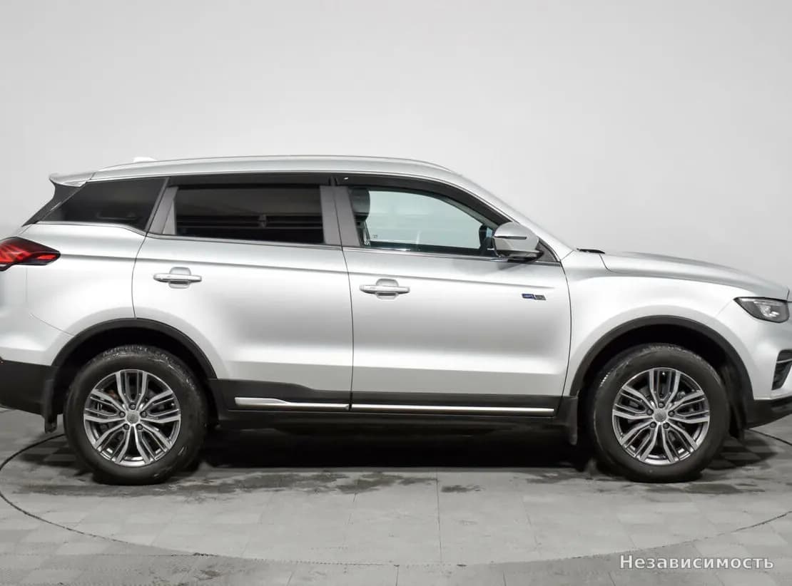 Geely Atlas Pro 2022 с пробегом — фото 4