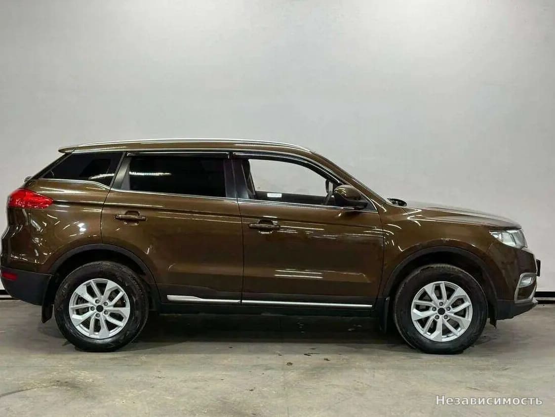Geely Atlas 2019 с пробегом — фото 4
