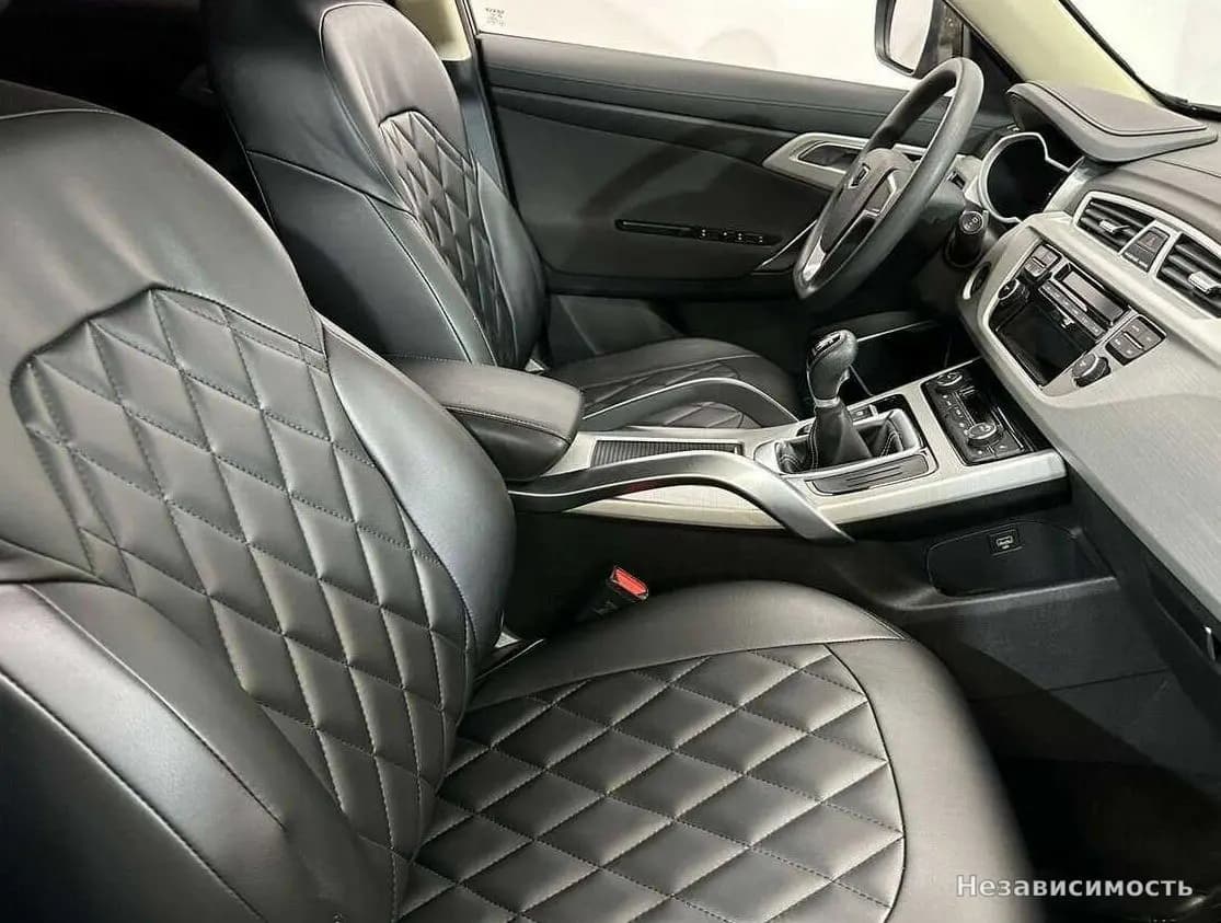 Geely Atlas 2019 с пробегом — фото 10