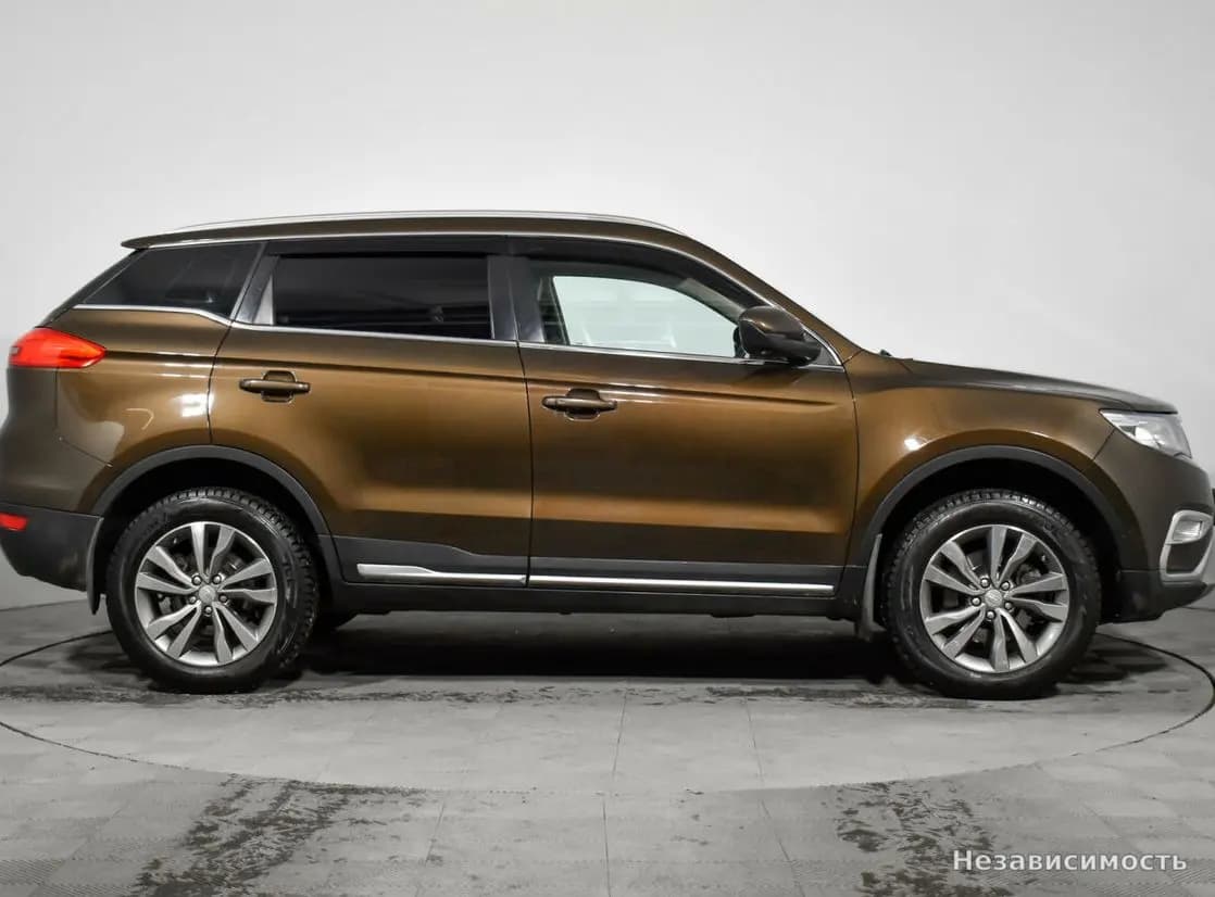 Geely Atlas 2019 с пробегом — фото 4