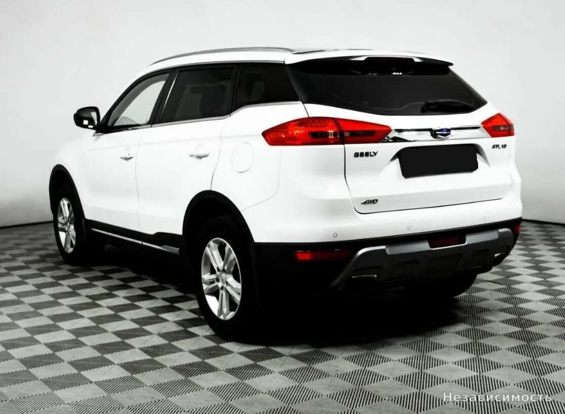 Geely Atlas 2018 с пробегом — фото 7