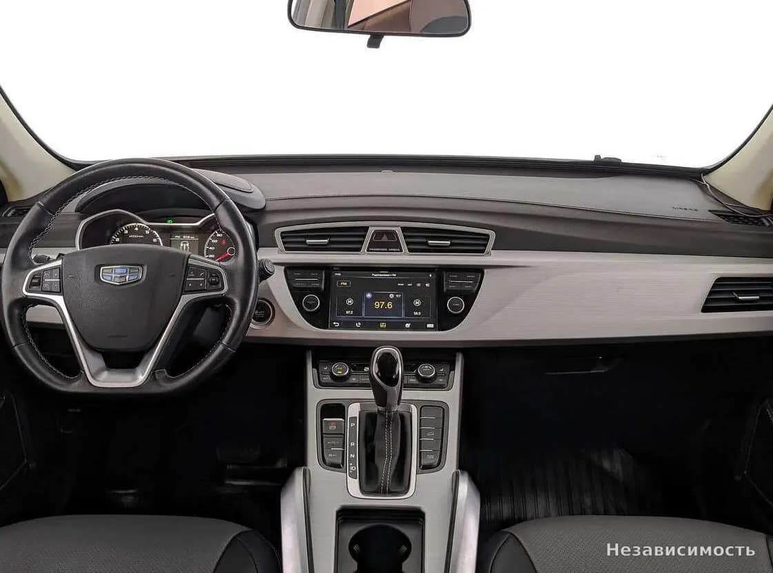 Geely Atlas 2018 с пробегом — фото 10