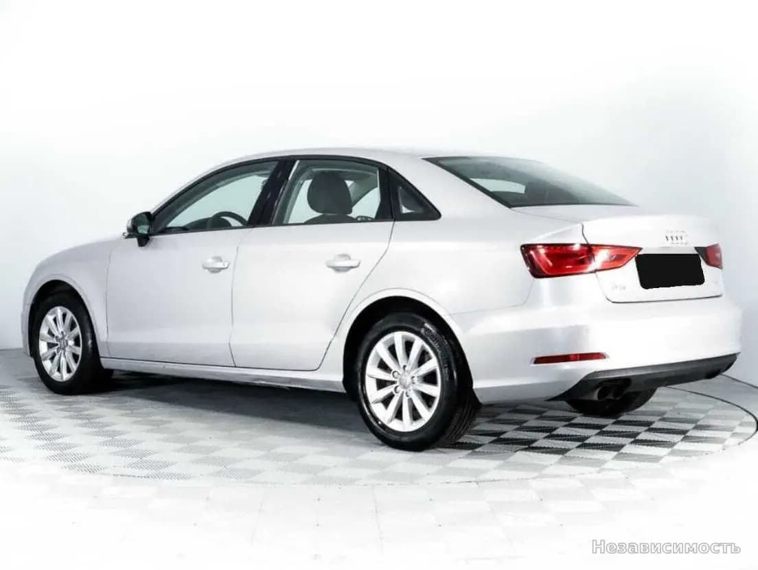 Audi A3 2014 с пробегом — фото 7