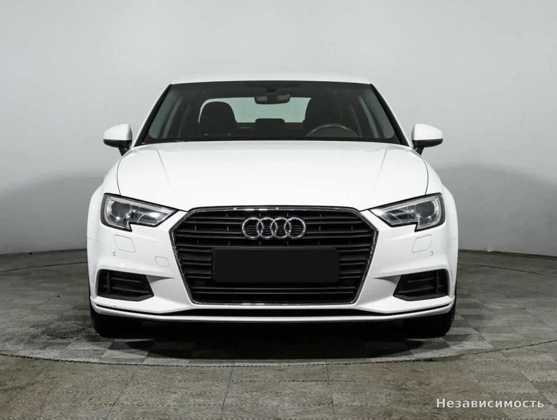 Audi A3 2019 с пробегом — фото 2