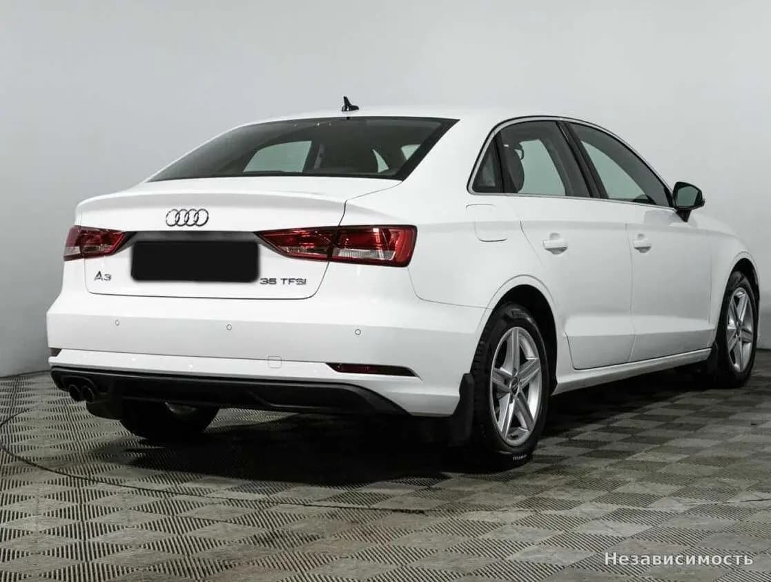 Audi A3 2019 с пробегом — фото 5