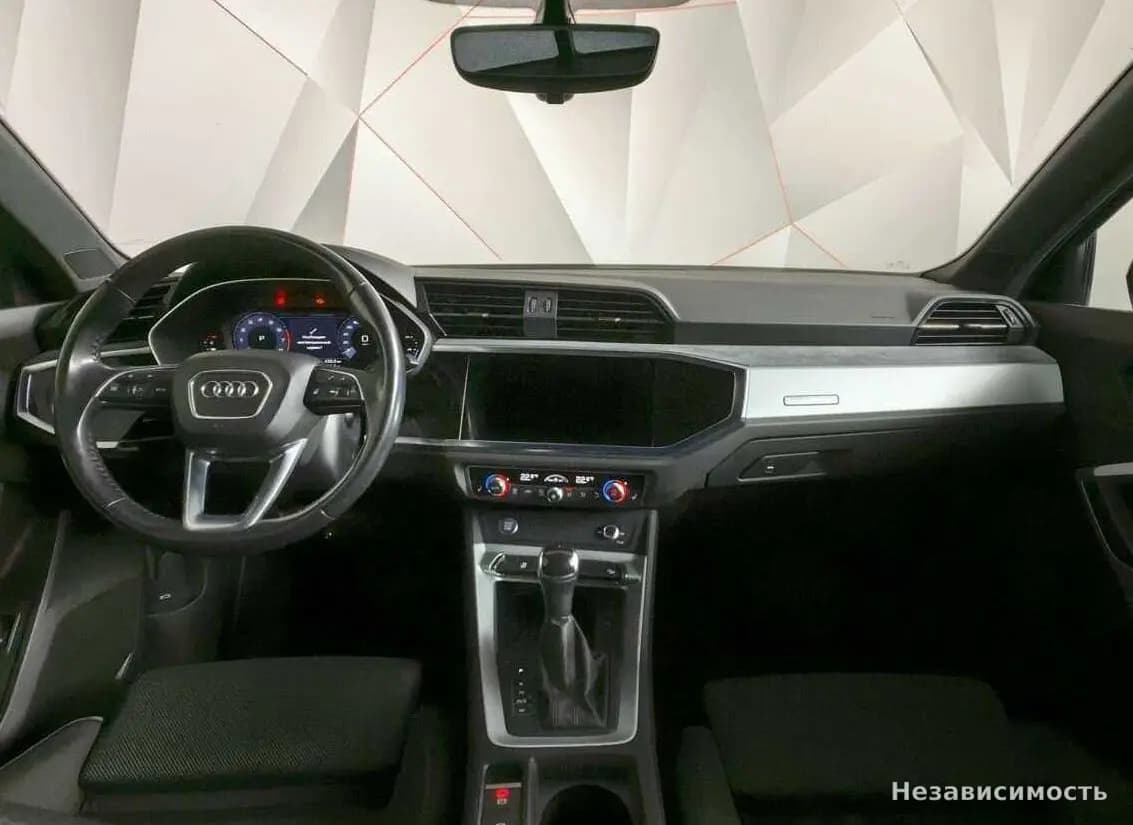 Audi Q3 2019 с пробегом — фото 9