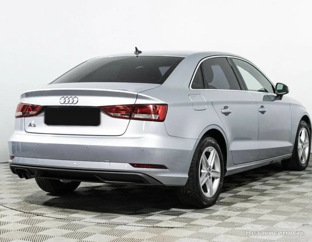 Audi A3 2019 с пробегом — фото 5