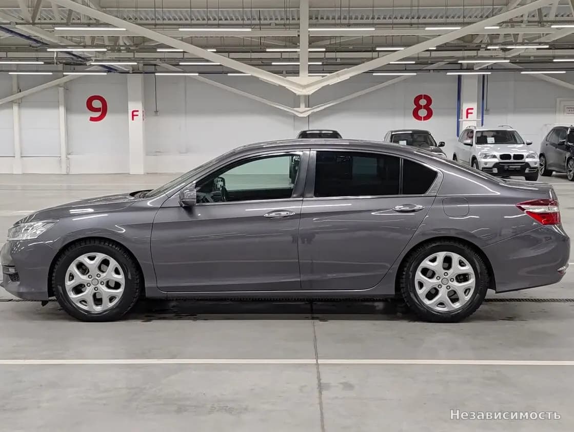 Honda Accord 2016 с пробегом — фото 8