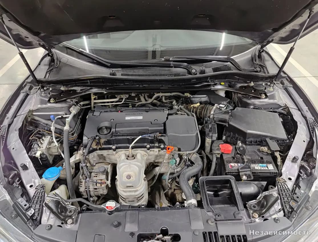 Honda Accord 2016 с пробегом — фото 9