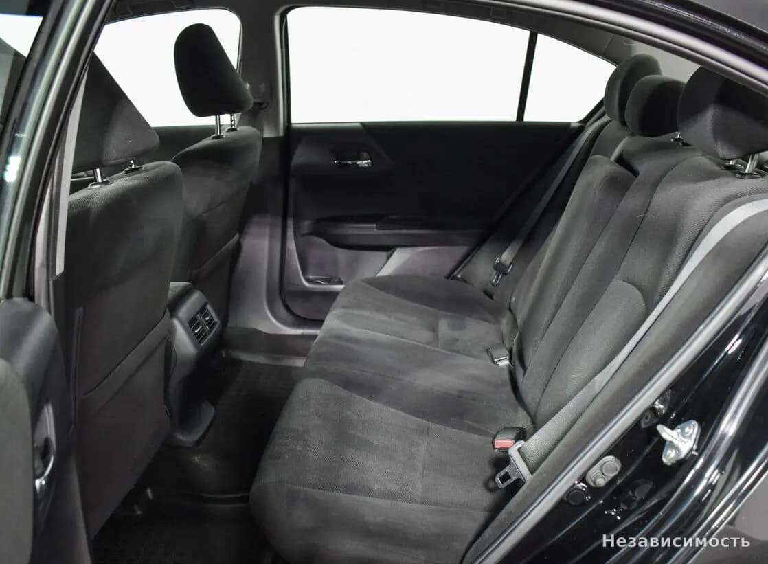 Honda Accord 2013 с пробегом — фото 10