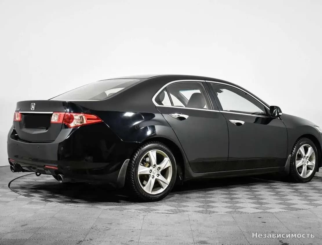 Honda Accord 2012 с пробегом — фото 4