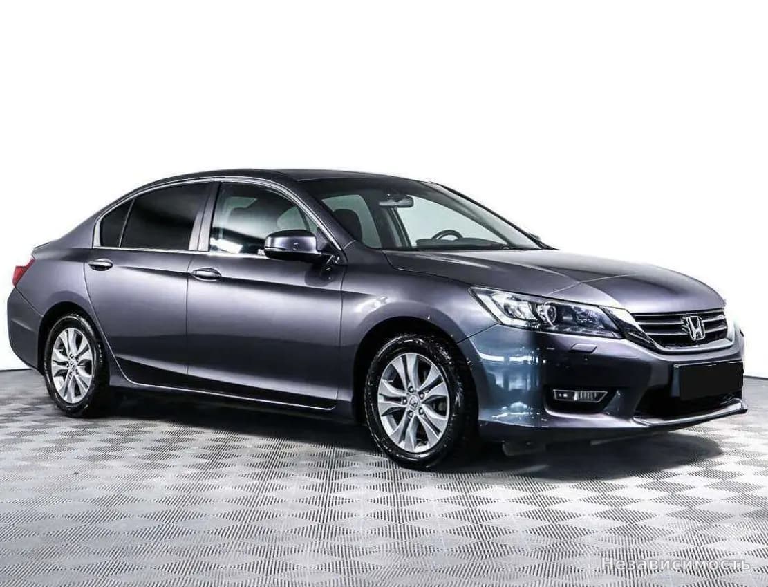 Honda Accord 2013 с пробегом — фото 2