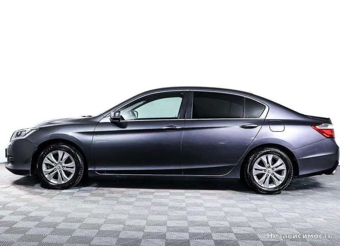 Honda Accord 2013 с пробегом — фото 5