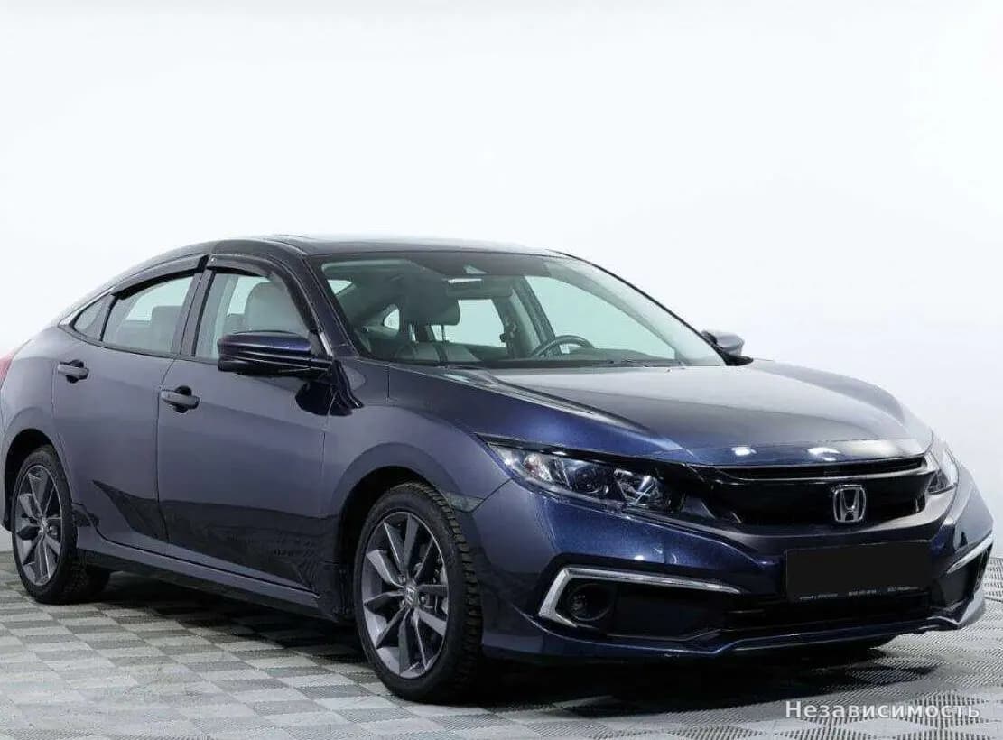 Honda Civic 2019 с пробегом — фото 3