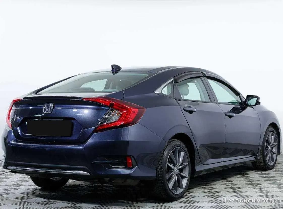 Honda Civic 2019 с пробегом — фото 4