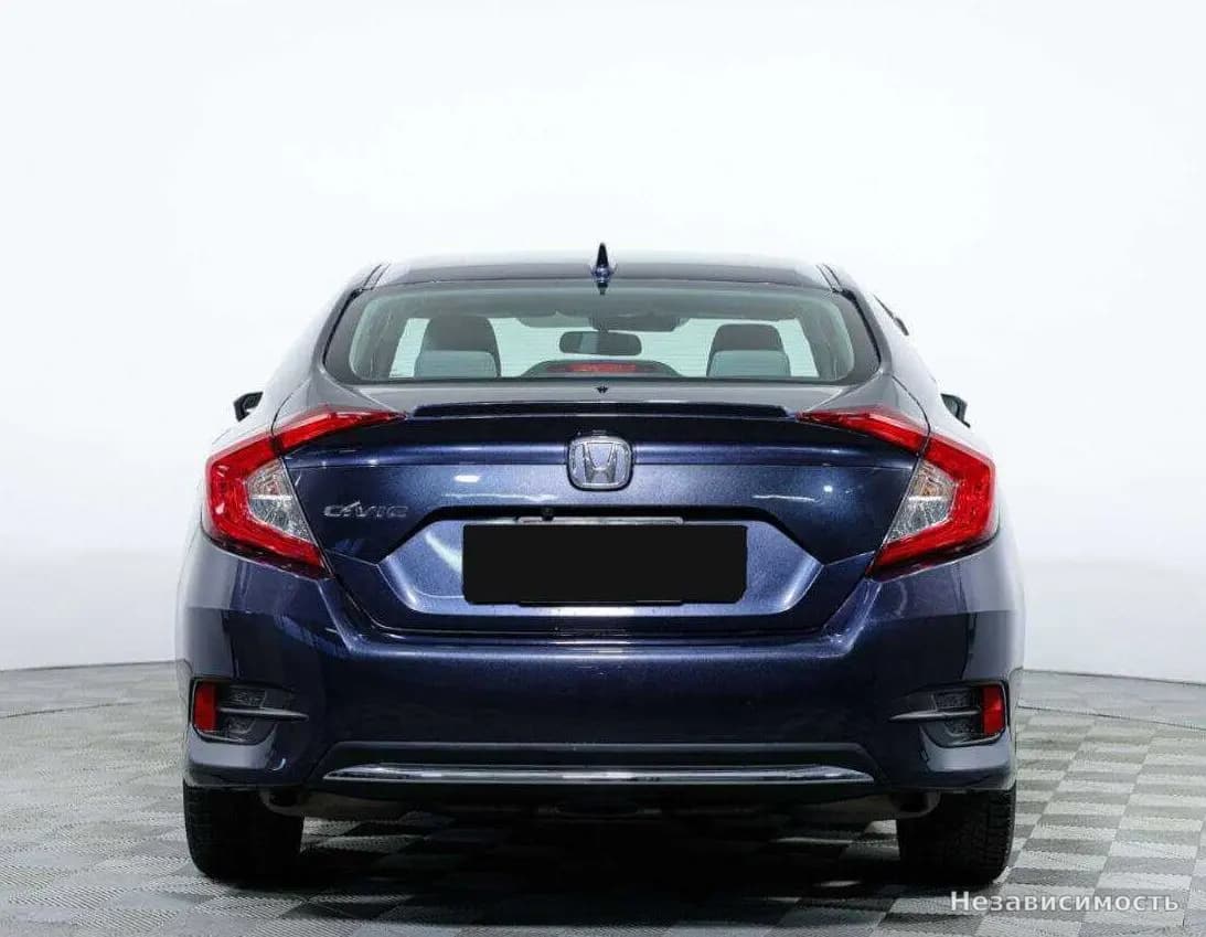 Honda Civic 2019 с пробегом — фото 5