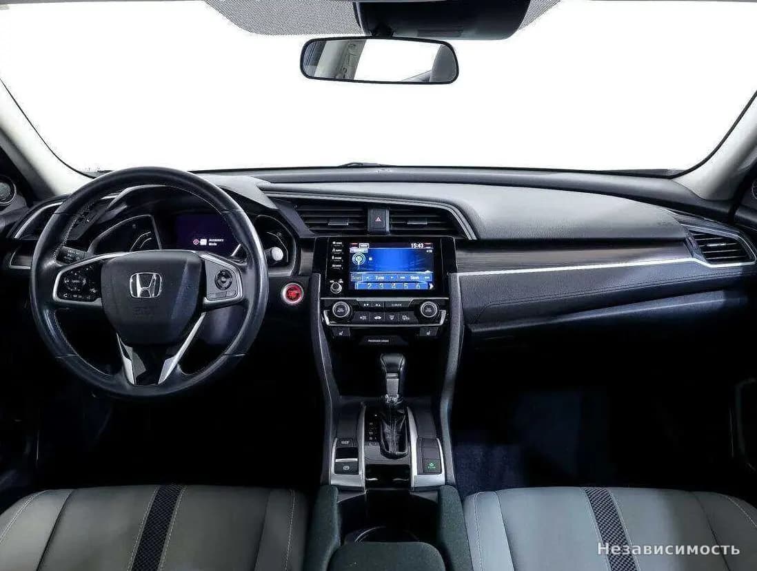 Honda Civic 2019 с пробегом — фото 8