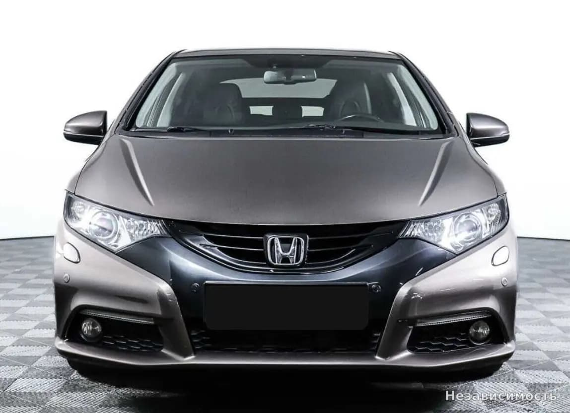 Honda Civic 2013 с пробегом — фото 2