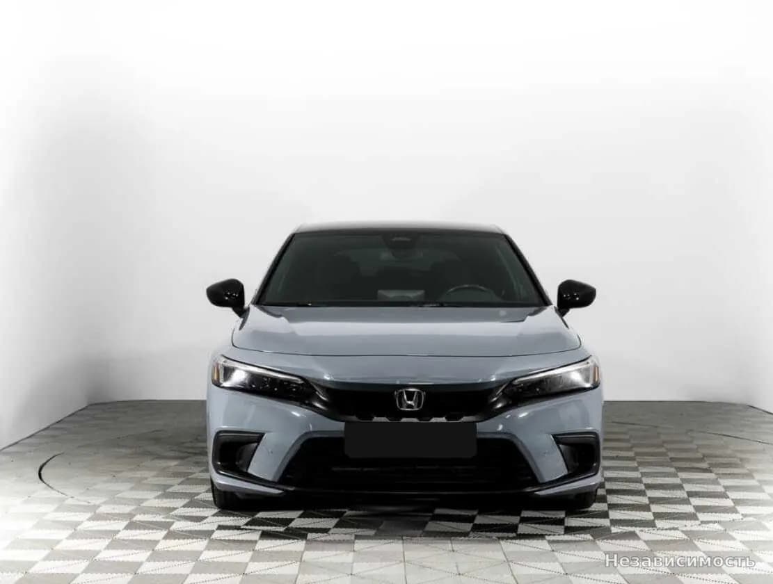 Honda Civic 2022 с пробегом — фото 2