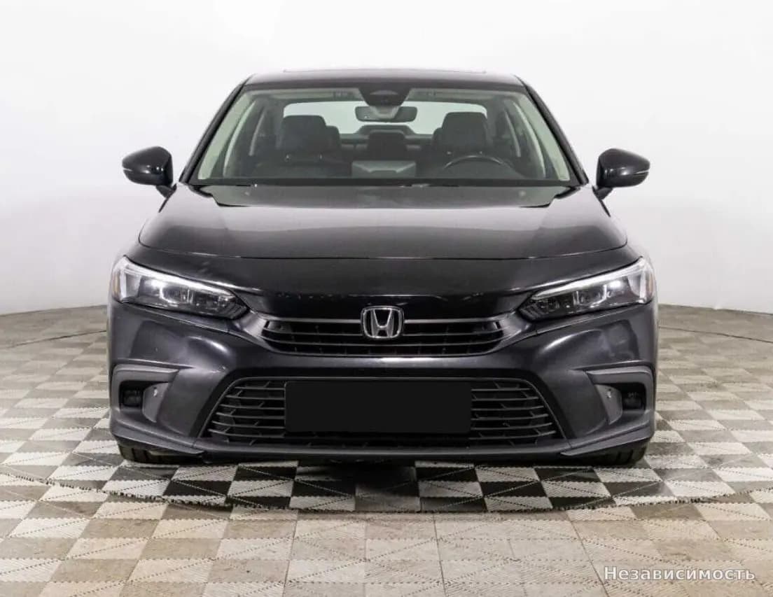 Honda Civic 2021 с пробегом — фото 2