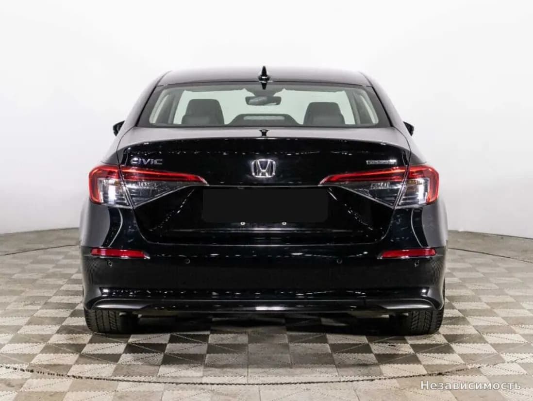 Honda Civic 2021 с пробегом — фото 6