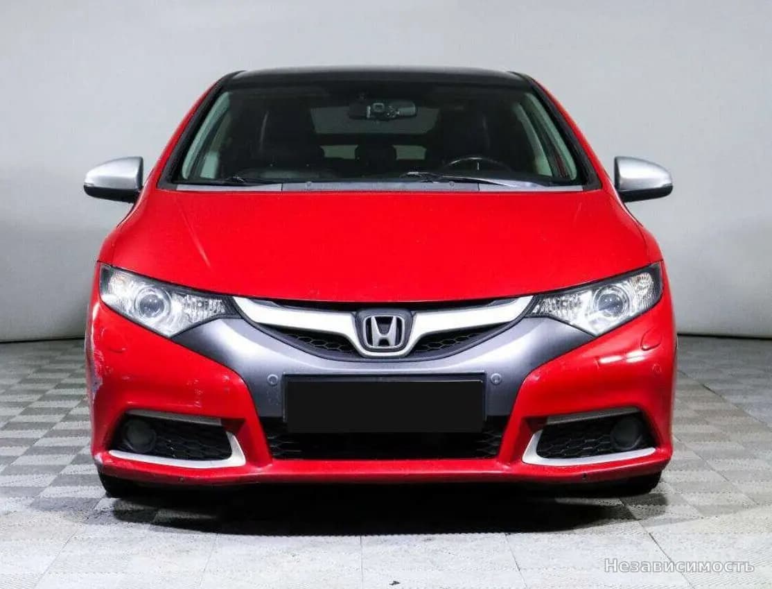 Honda Civic 2012 с пробегом — фото 2