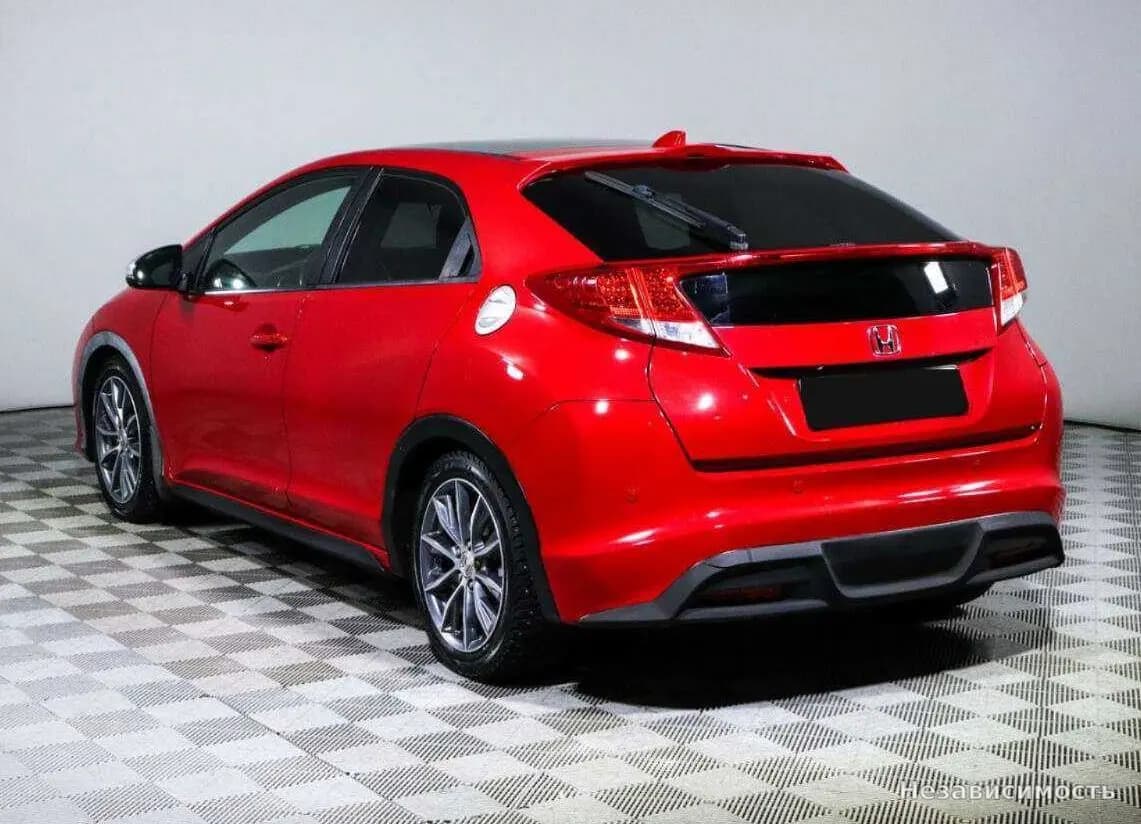 Honda Civic 2012 с пробегом — фото 6
