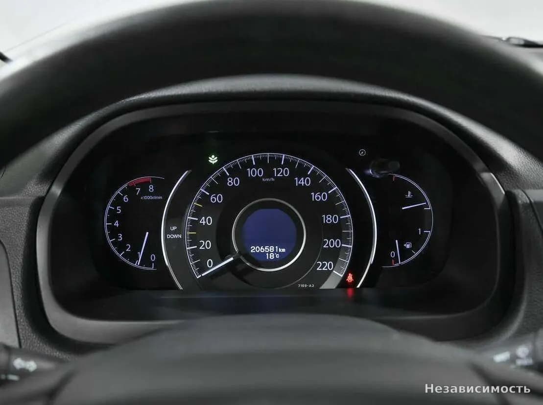 Honda CR-V 2015 с пробегом — фото 8