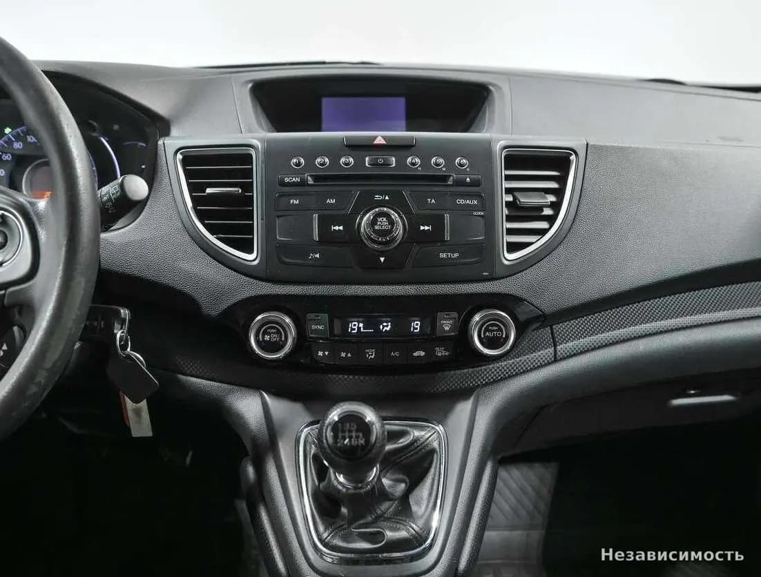Honda CR-V 2015 с пробегом — фото 10