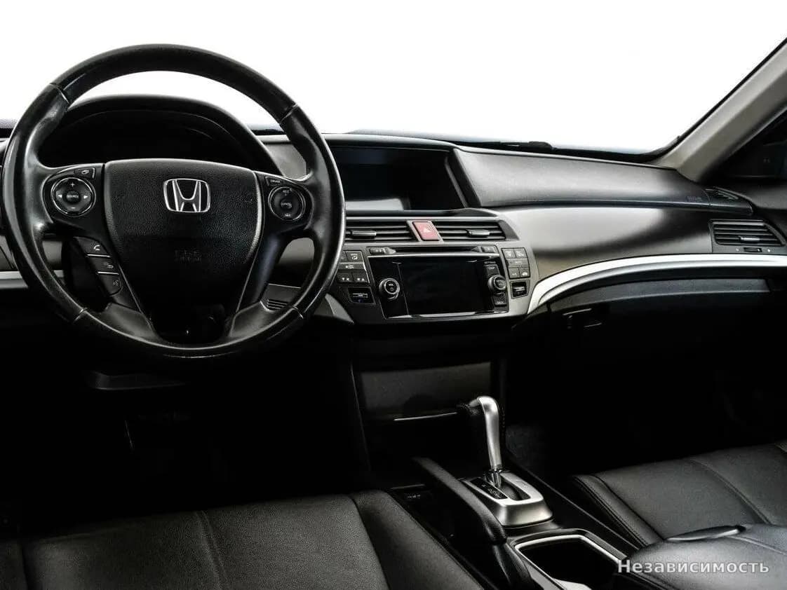 Honda Crosstour 2013 с пробегом — фото 9